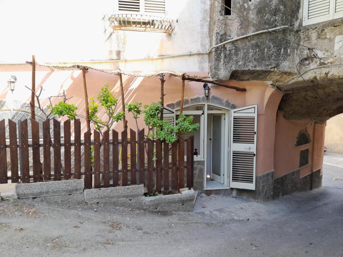 Mezza Torre B&B Procida Buitenkant foto